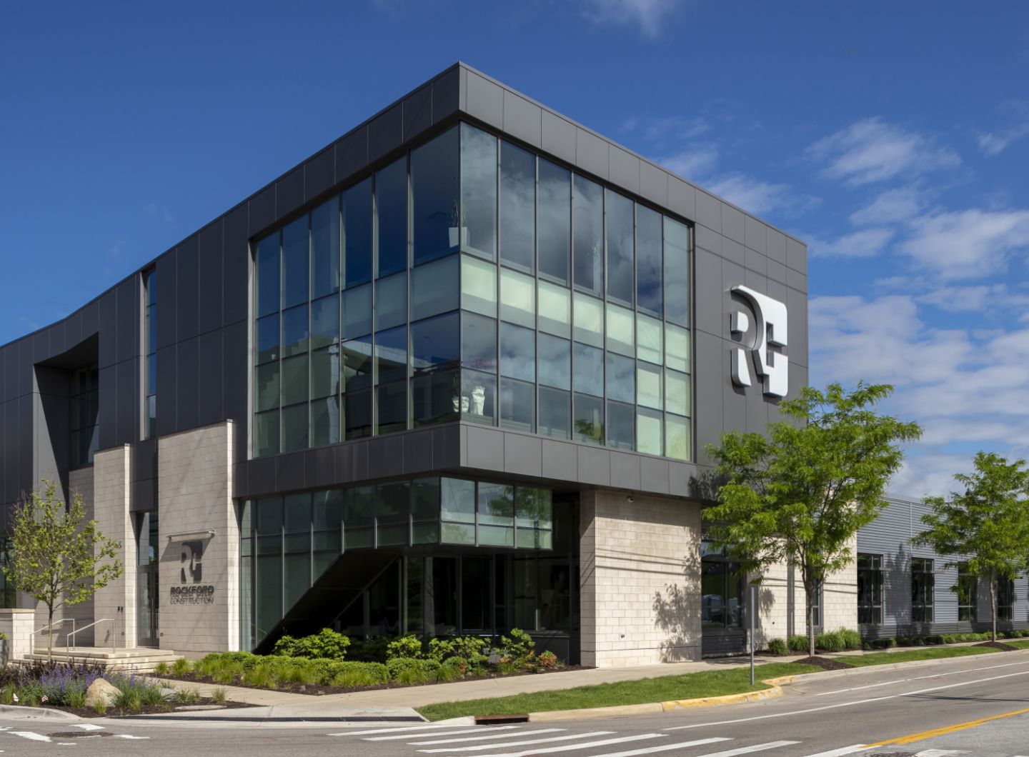 Read more about the article Rockford HQ – LEED Platinum